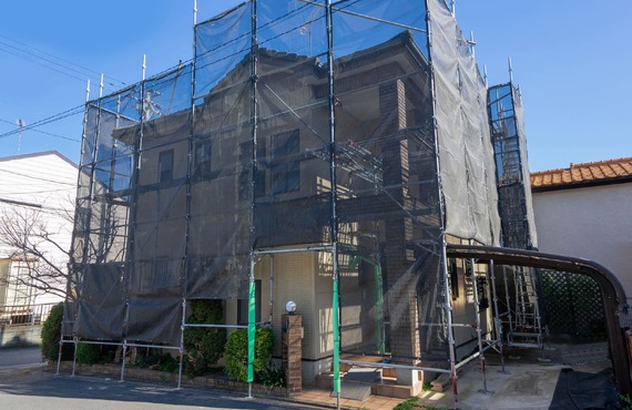 戸建て住宅の外壁塗り替えに対応いたします | 大阪で外壁塗装なら完全自社施工で柔軟に対応するKM-Tech
